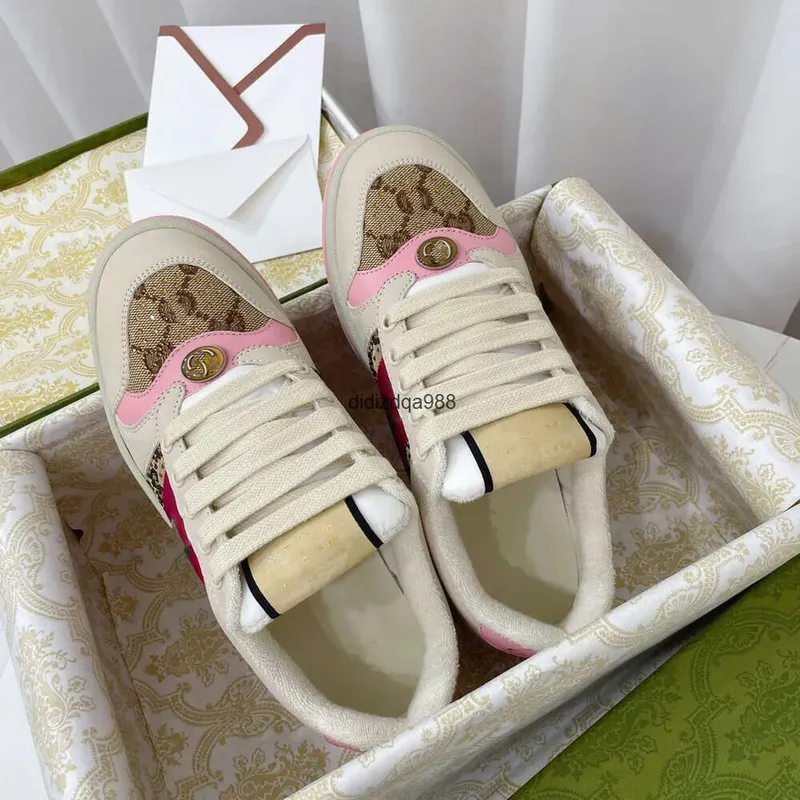 2024 Diseñador de marca Zapatos casuales para mujer Sneakers de zapatillas de zapatillas de zapatilla