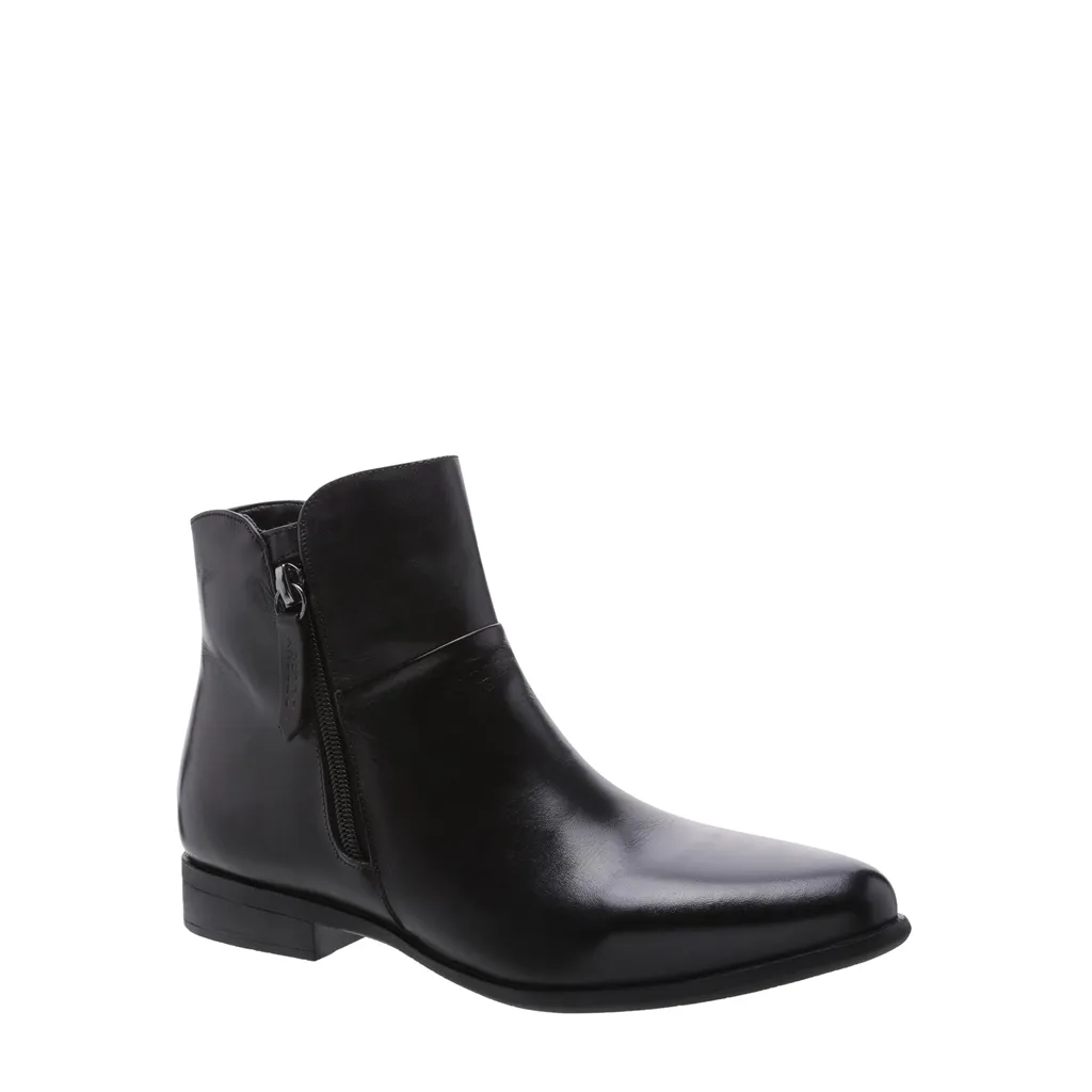 BOTA VEGETAL LEATHER PRETO