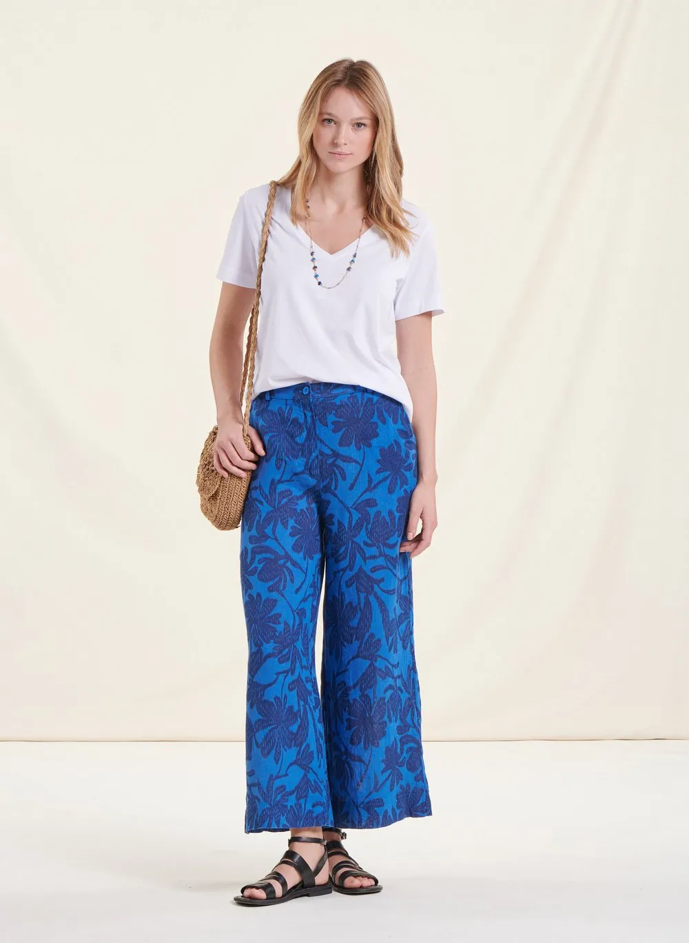 Pantalón ancho de lino estampado en azul