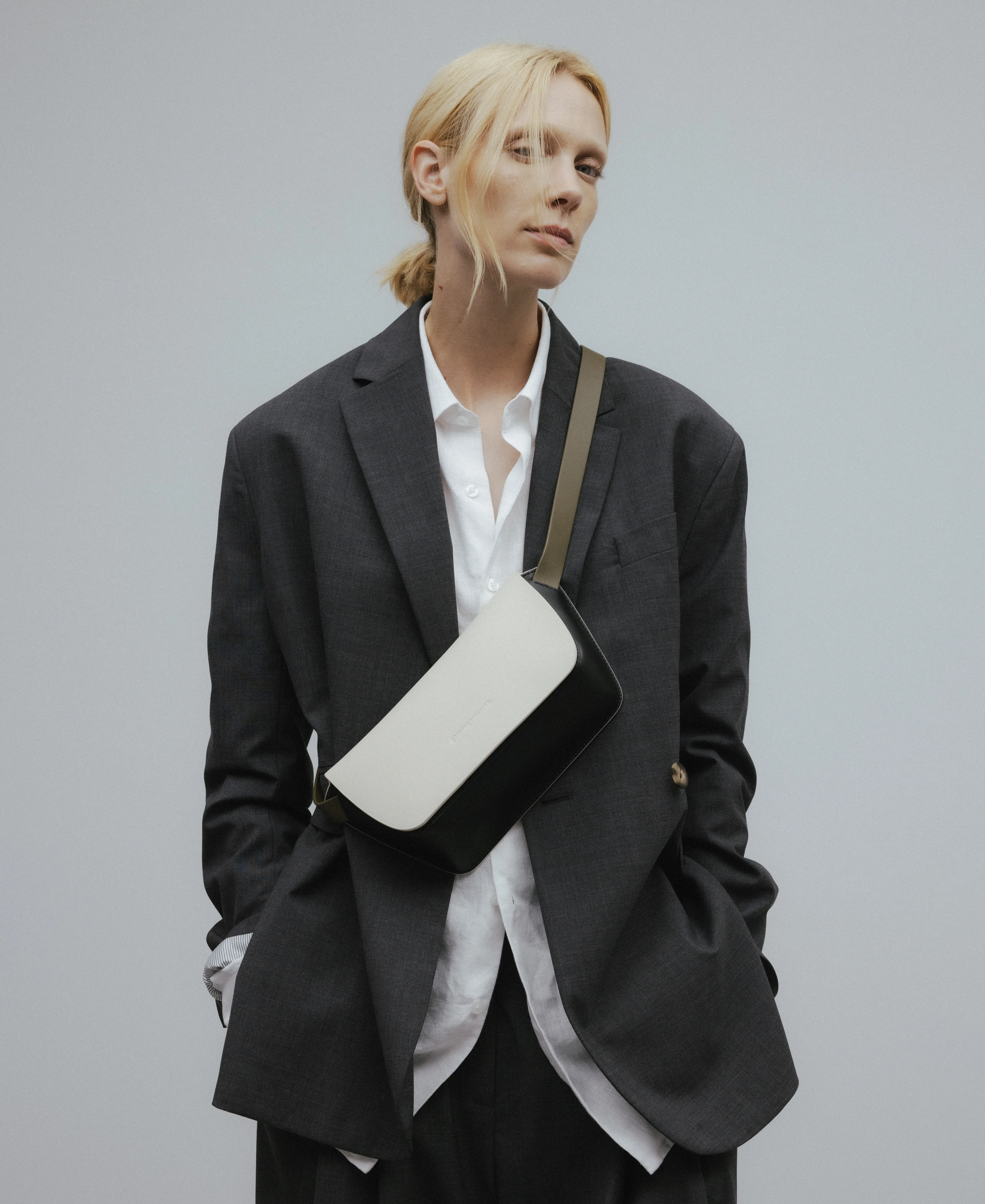 Tricolor responsible leather bag woman