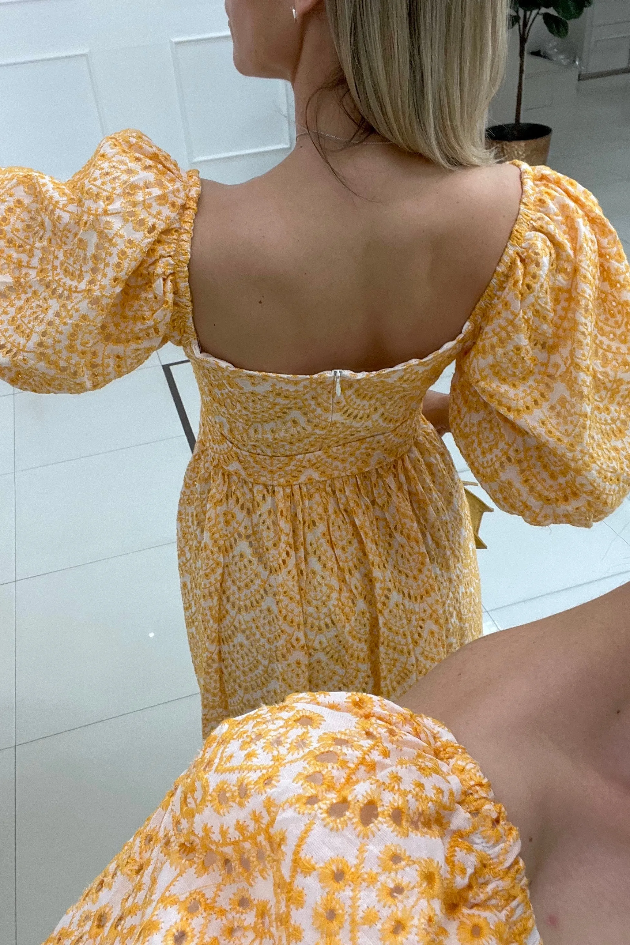 VESTIDO ABERTURA PIERNA